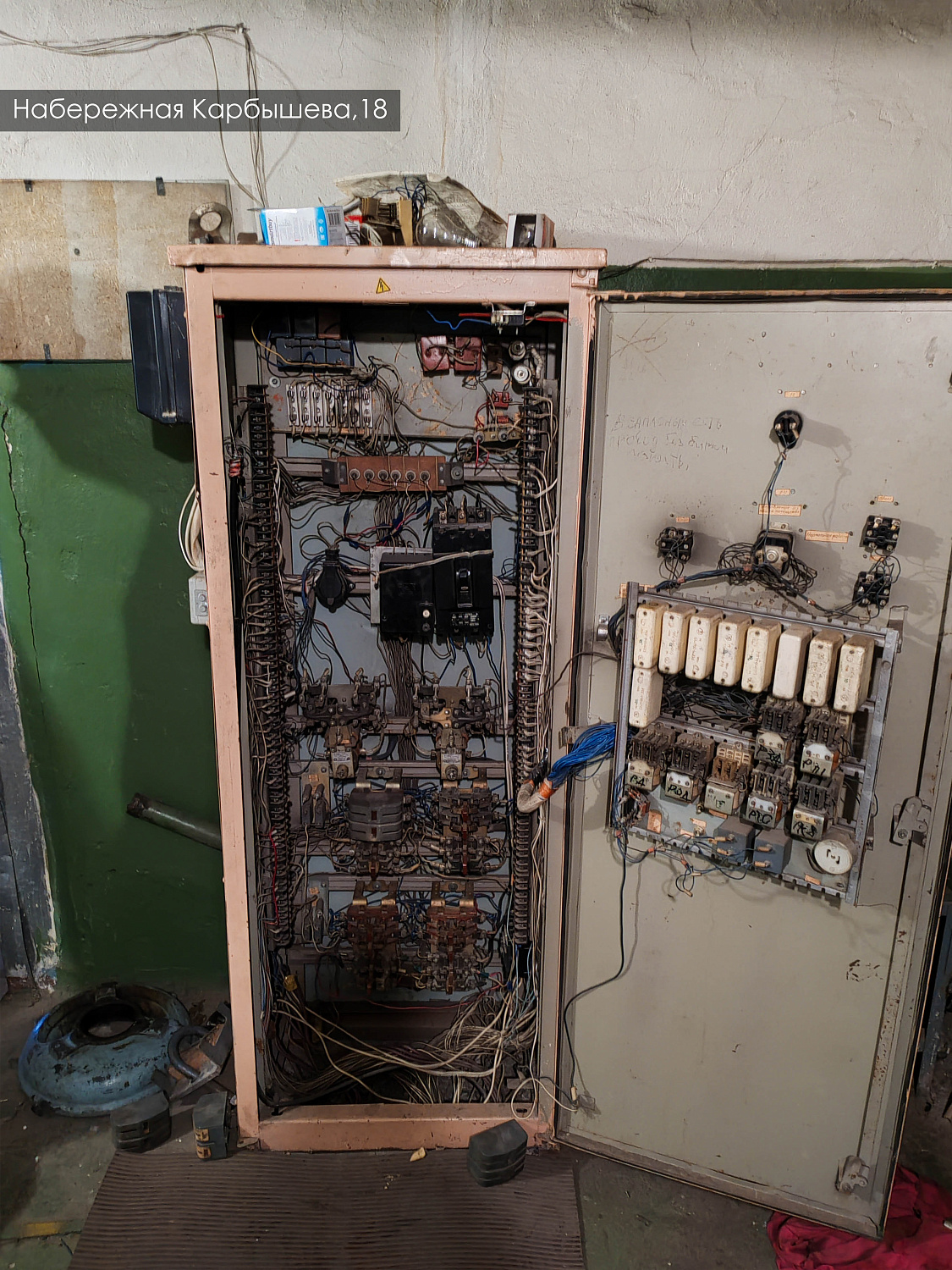 Крыши, фасады и лифты